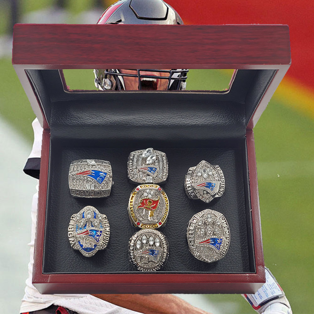 Tom Brady 7 Championship Rings Shadowbox, opendormedia